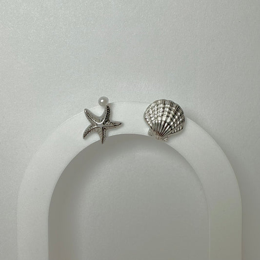 Shoreline Stud Earrings