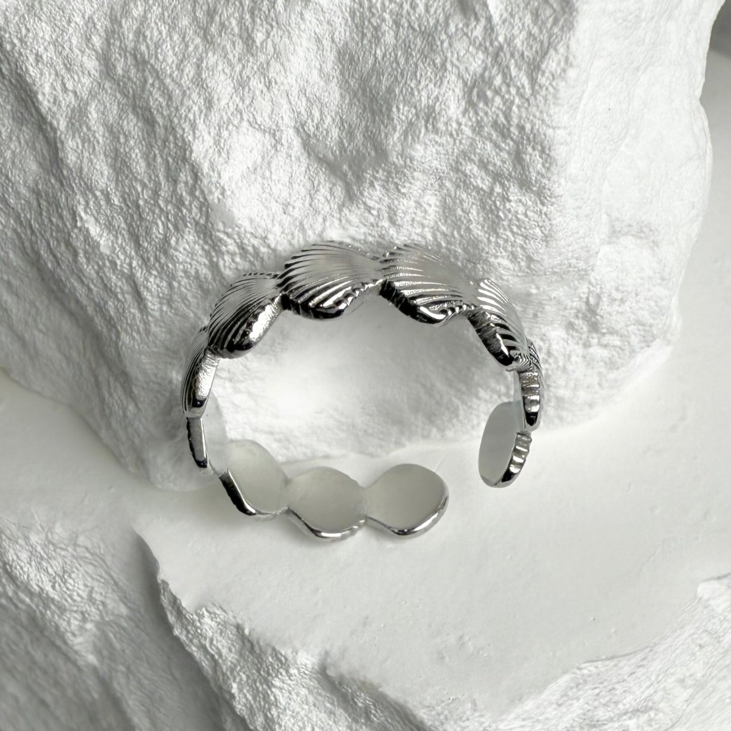 Tideband Ring