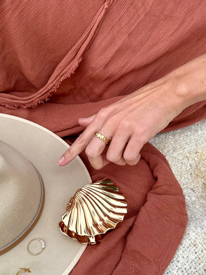 Tideband Ring